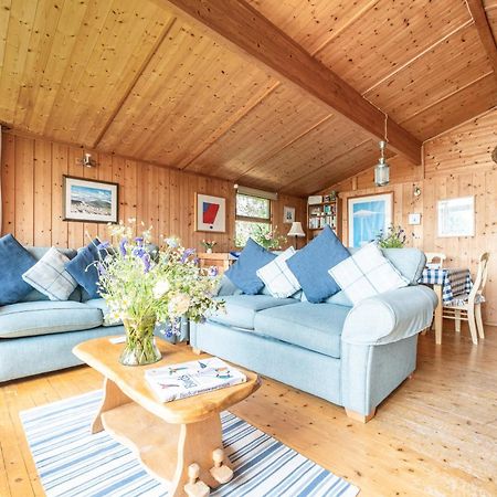 Scandinavian Style Lodge In Rock Wadebridge Esterno foto