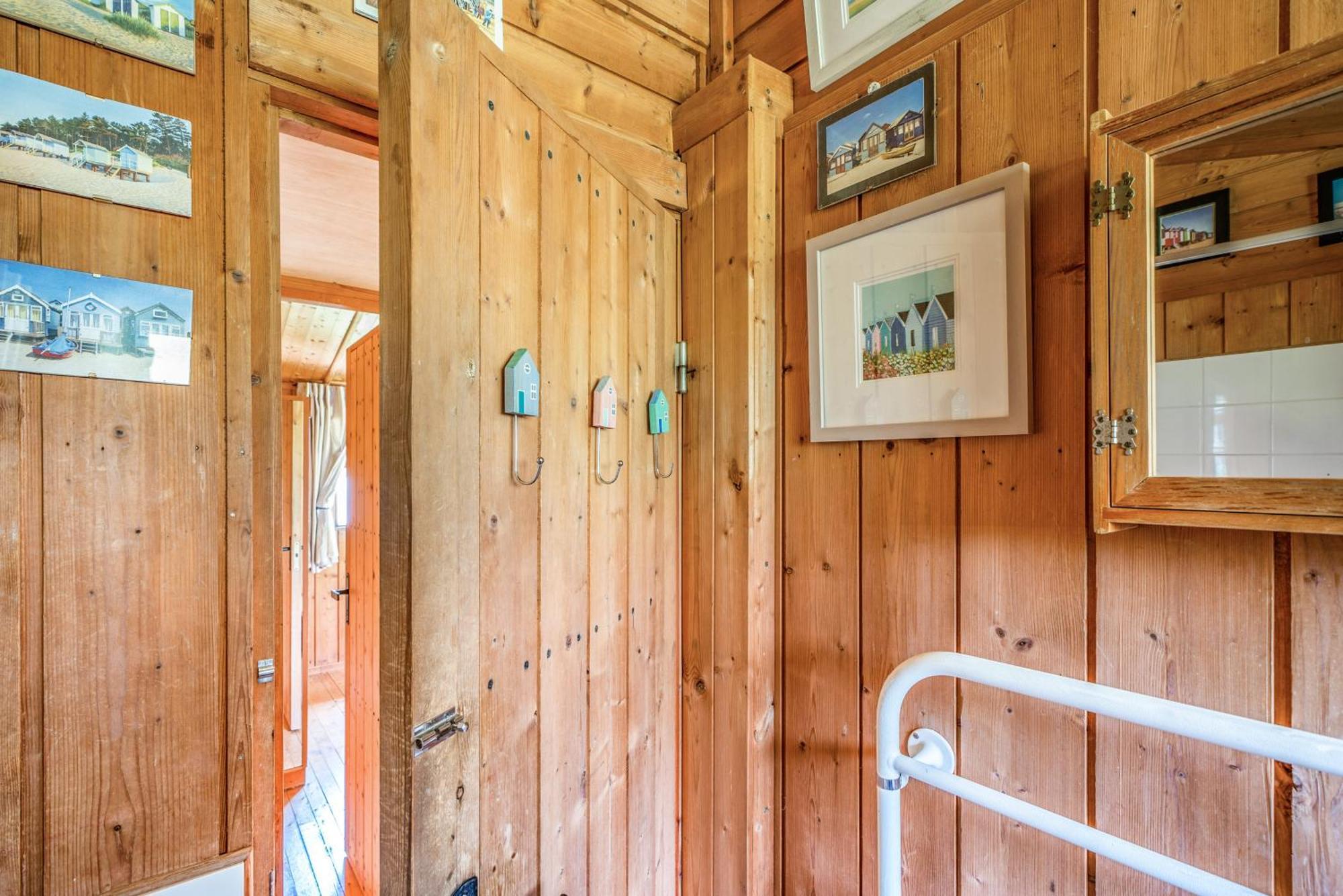 Scandinavian Style Lodge In Rock Wadebridge Esterno foto