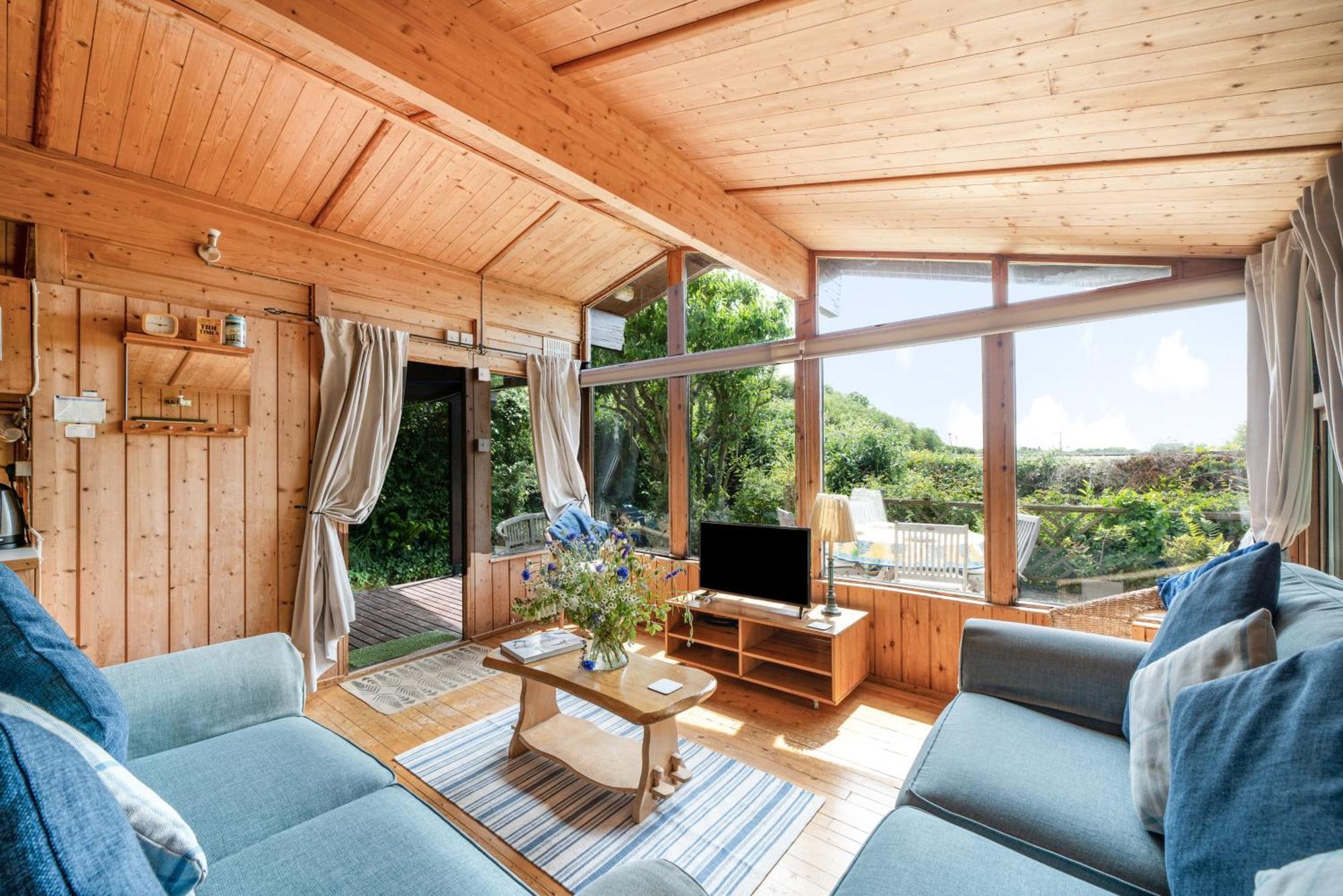 Scandinavian Style Lodge In Rock Wadebridge Esterno foto