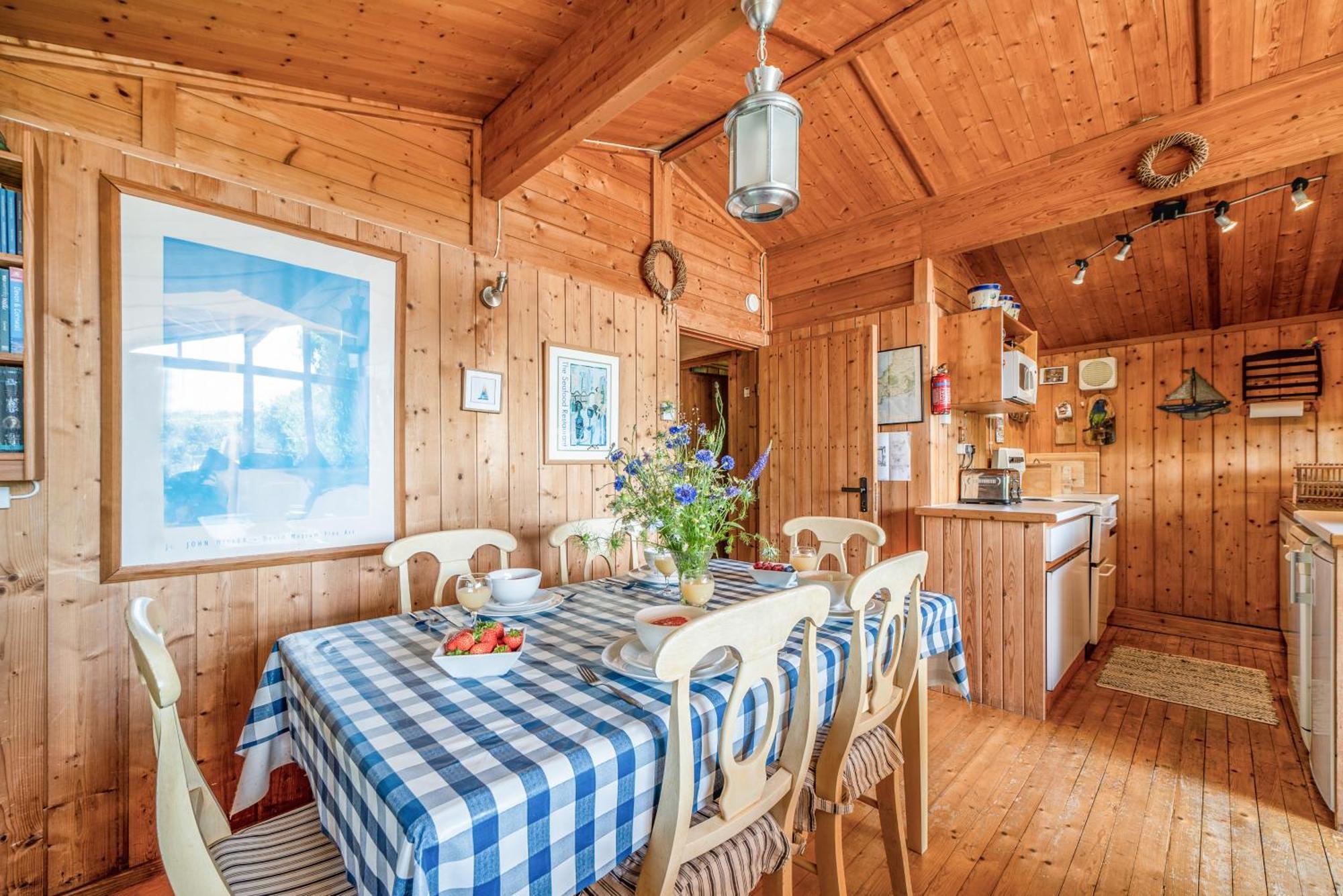 Scandinavian Style Lodge In Rock Wadebridge Esterno foto